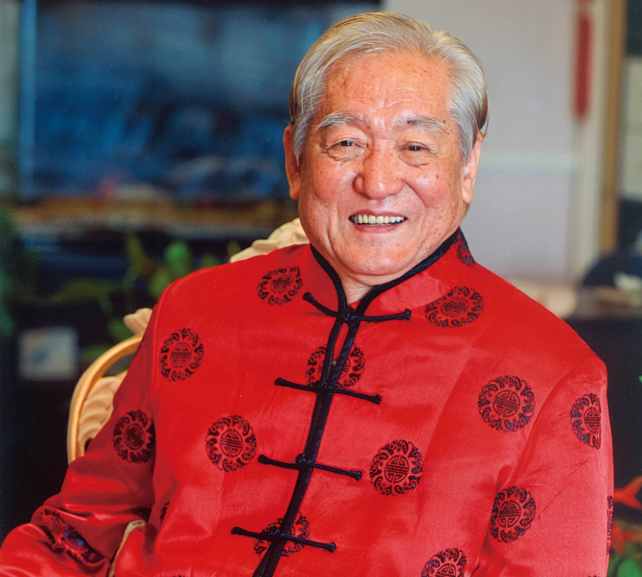 王挥春 | 中国当代重彩花鸟 山水名家