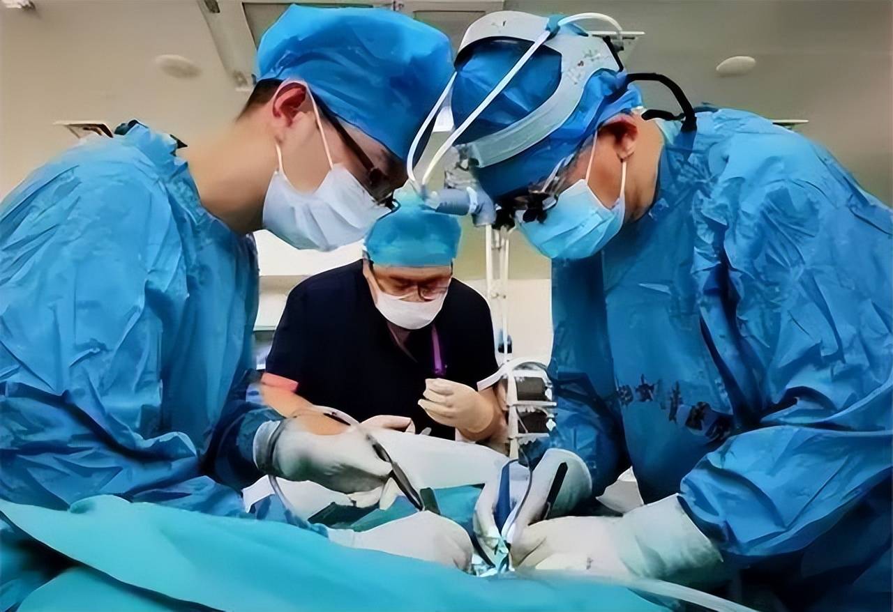 原创 2014年,男孩被打成植物人,智商不到2岁,7名同学获刑,现在咋样-把人打成植物人了怎么办