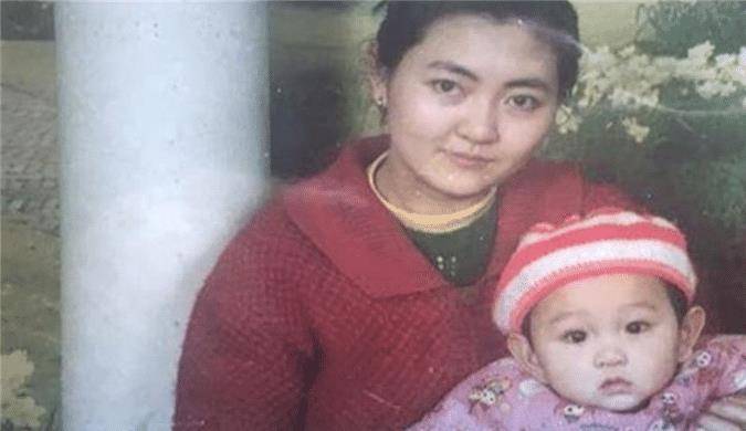 朱晓娟：儿子被保姆拐走，花3年找到，养了23年后亲生儿子找上门