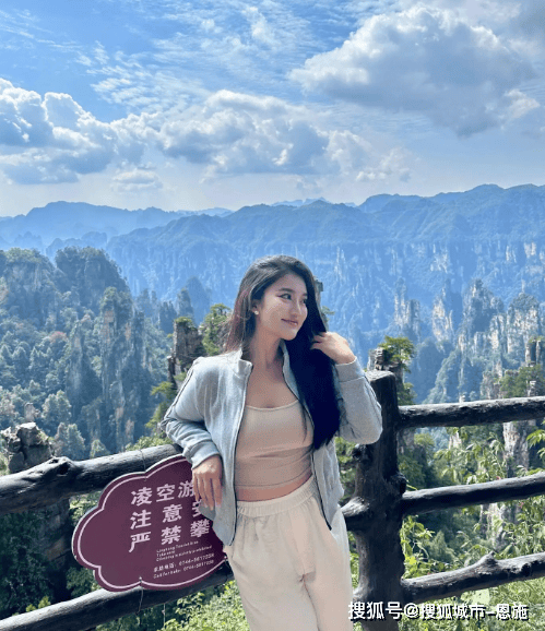 张家界纯玩5日游旅游团价格多少 张家界纯玩5日游旅游团人均价格多少