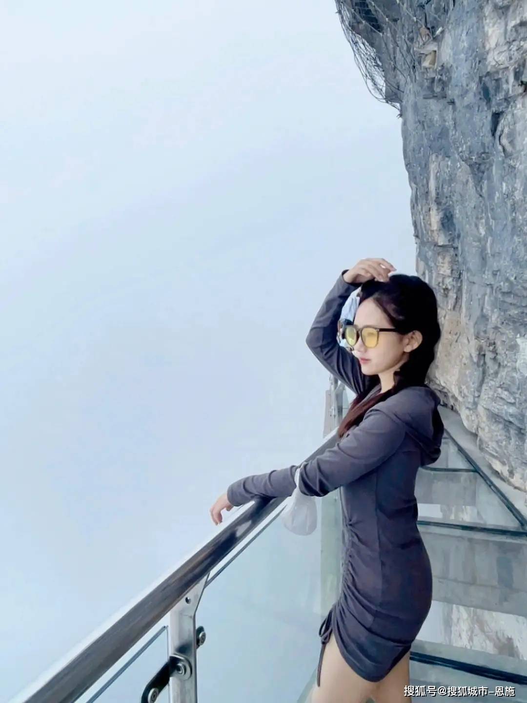 张家界旅游五天大概要花多少钱？张家界旅行团旅游报价