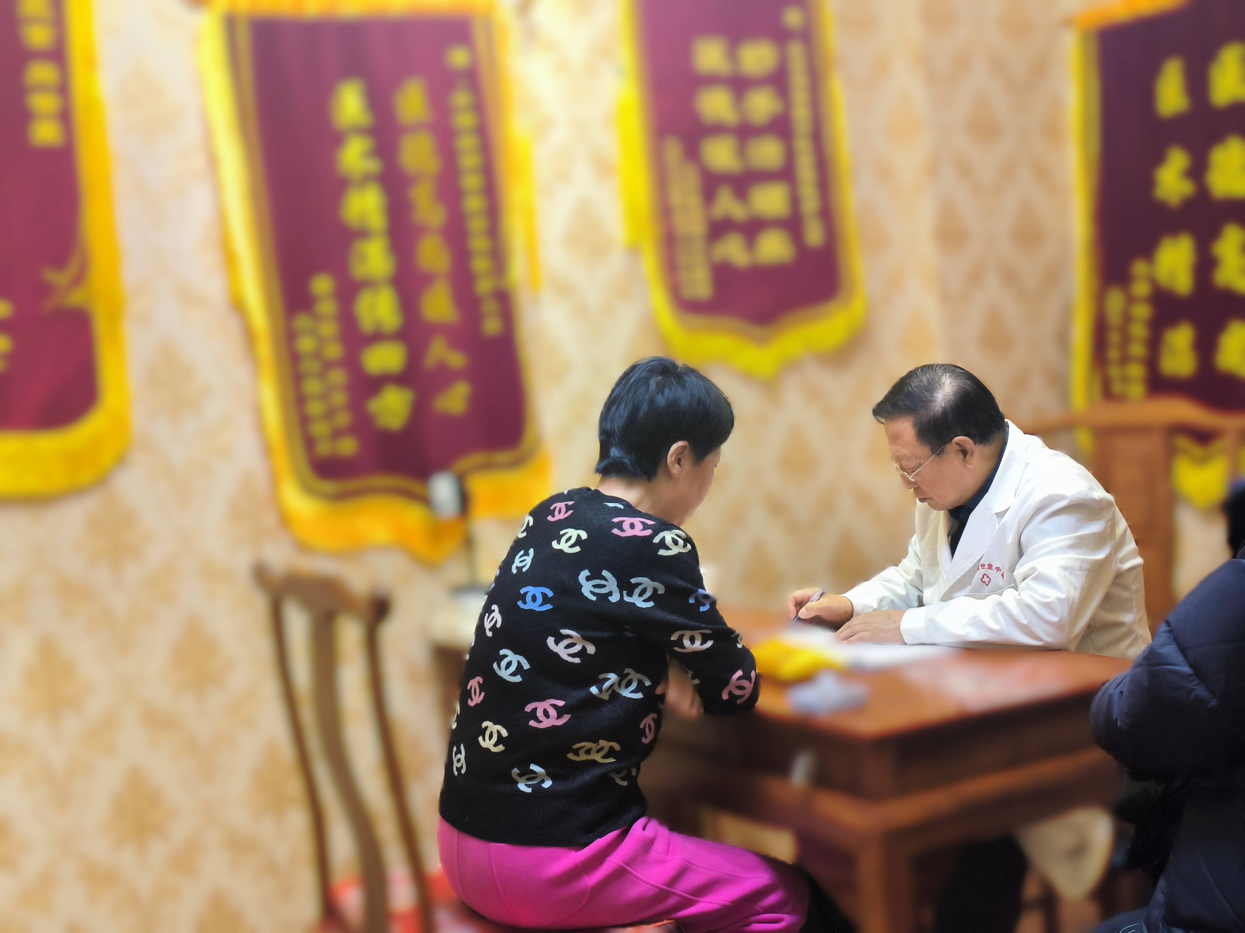 阳气不足如何影响帕金森？中医如何调理恢复健康