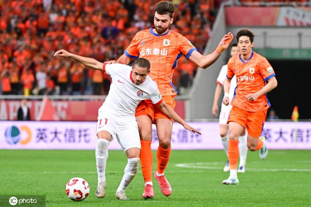 中超-韦林顿单骑闯关破门卡扎扳平 泰山1-1海牛3轮不胜