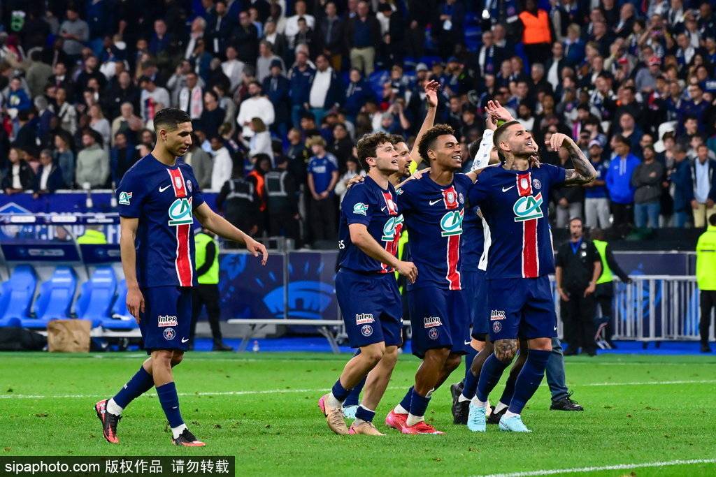 只剩欧冠！巴尔科拉2射1传 巴黎3-0兰斯成功卫冕法国杯