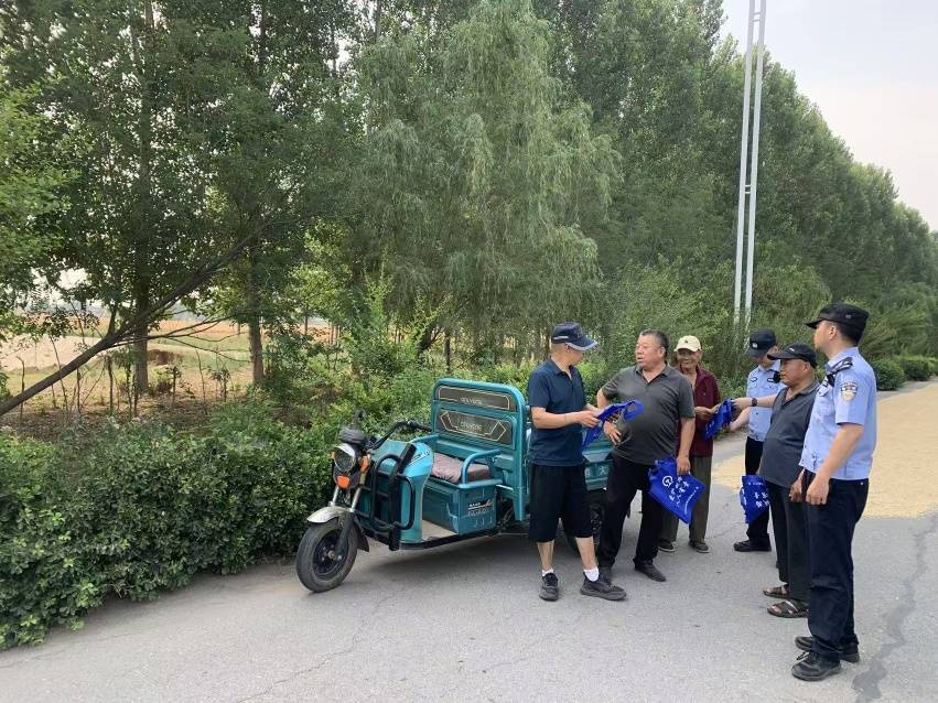 护铁路保安全 麦收防火记心间
