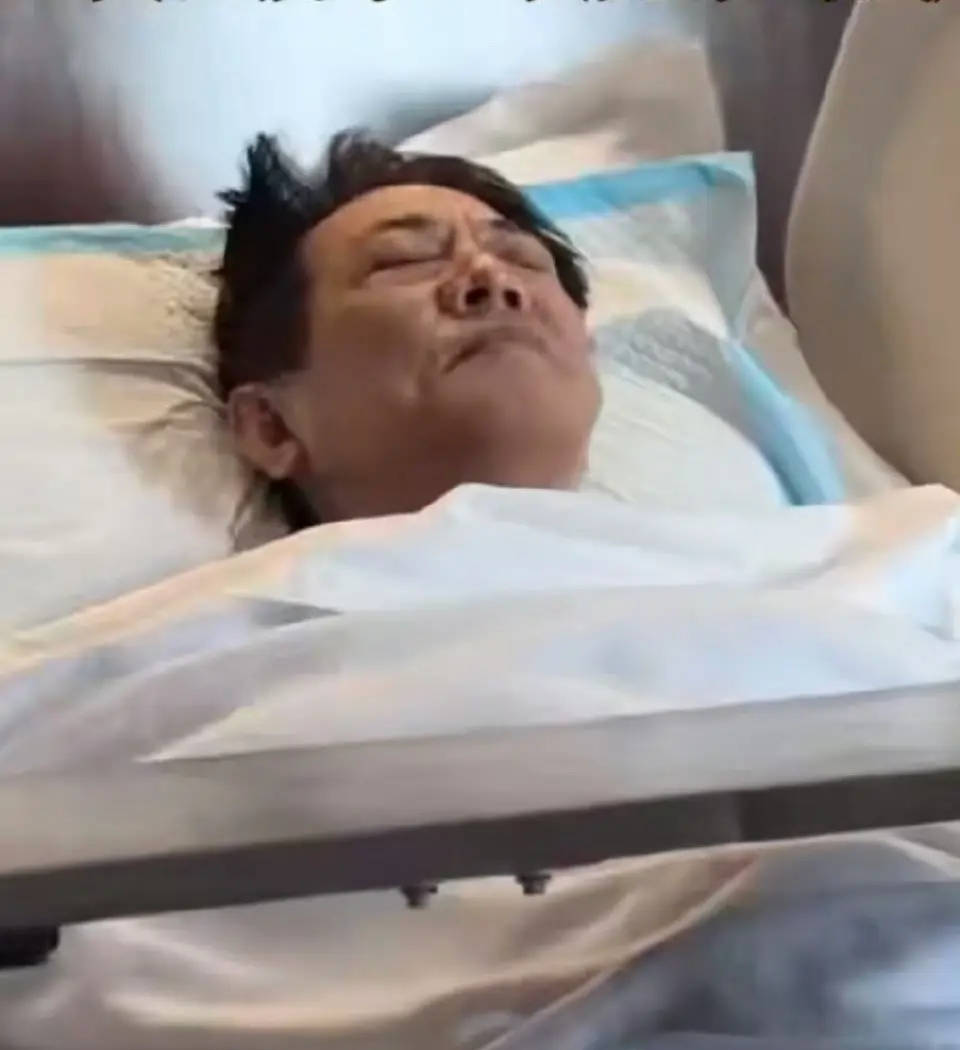 李连杰发布生病住院照片 称最近又经历了一次无常的试炼