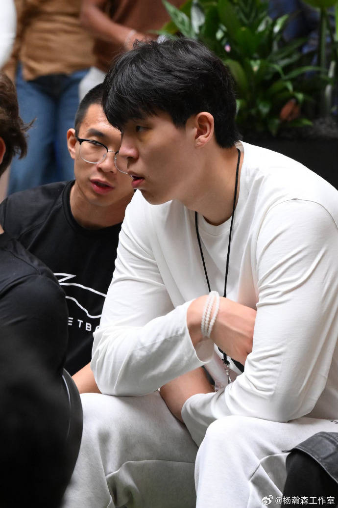 原创             杨瀚森中锋排名高过艾顿 美媒力推是欣赏还是捧杀？
