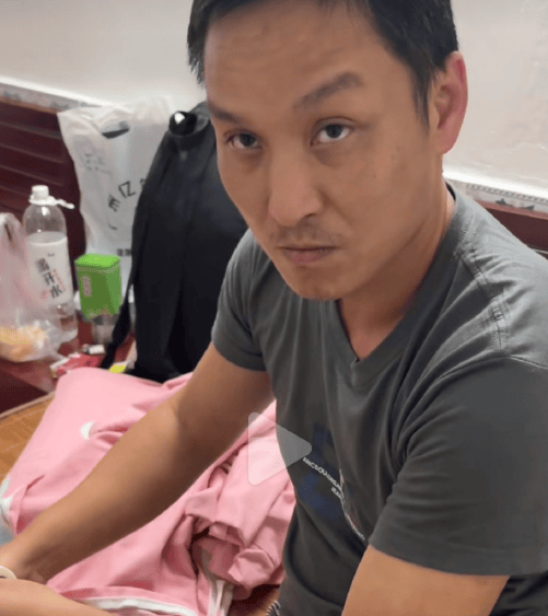 史上最狠老哥，脚扎钉子不处理，硬扛近两年