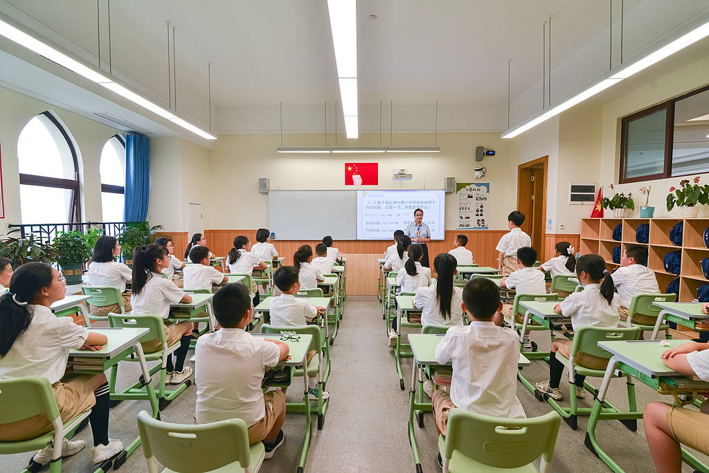 教育部严禁频繁考试,小学生快被“考考考”搞疯了 教育部严禁频繁考试,小学生快被“考考考”搞疯了
