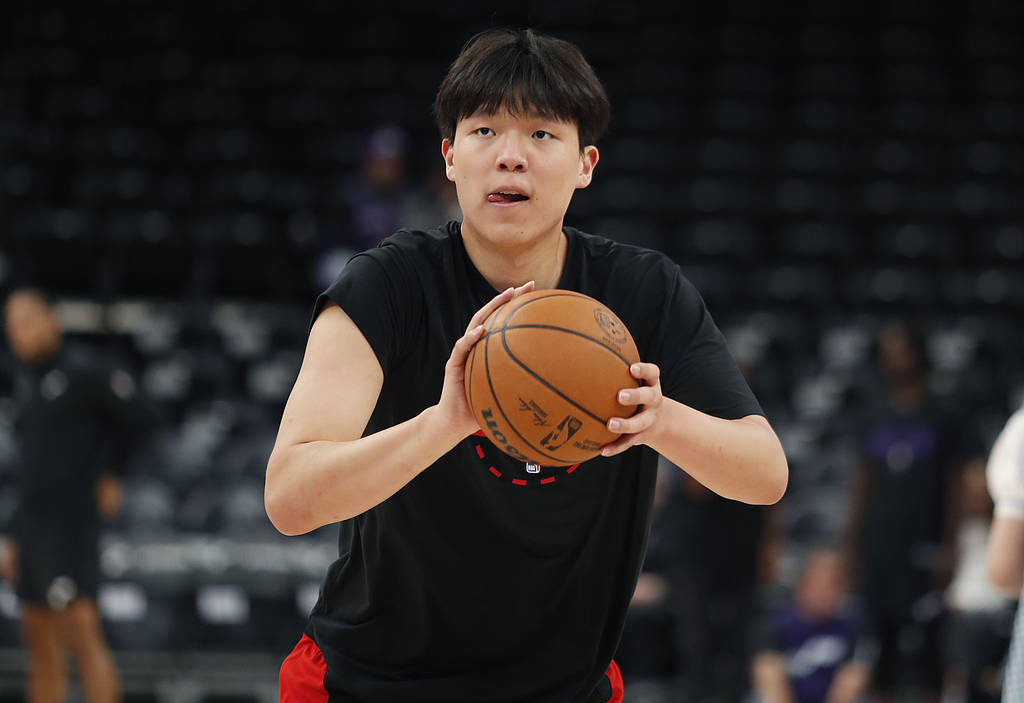 杨瀚森萎靡状况仍未改观 里斯被重用又成当头一棒