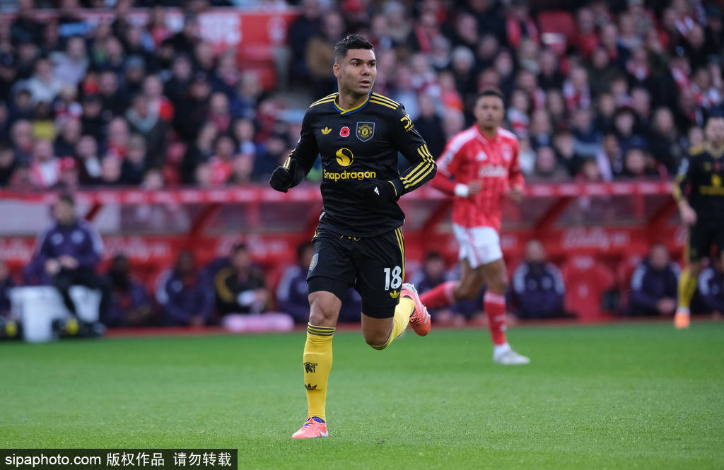 英超-迪亚洛绝平 曼联2分钟内丢2球2-2森林结束三连胜