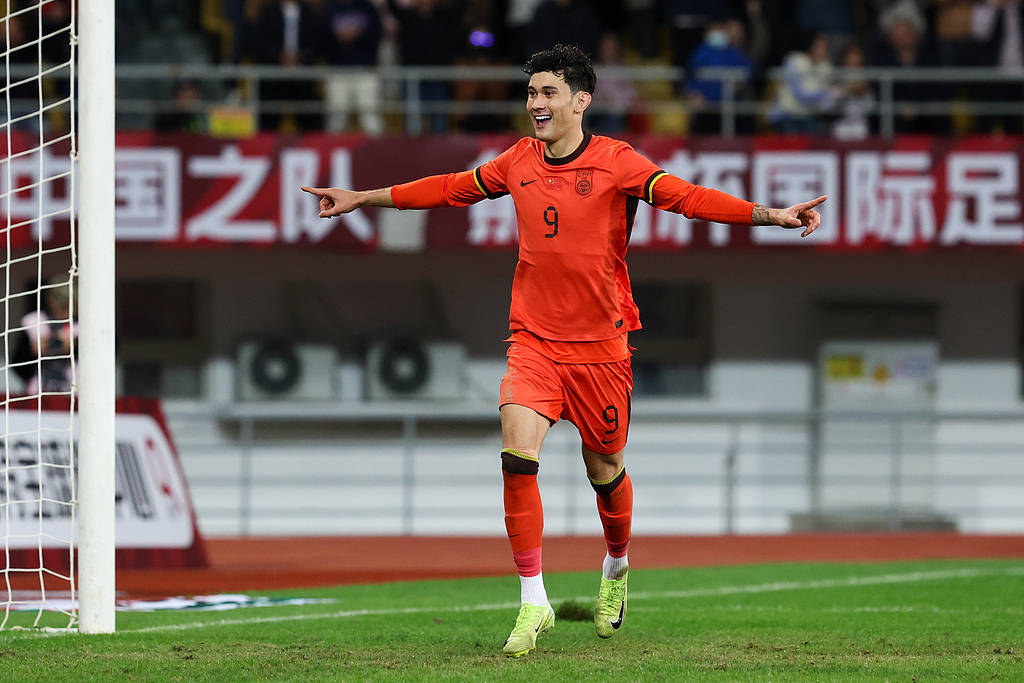 熊猫杯-拜合拉木双响 U22国足2-0完胜韩国暂列第一