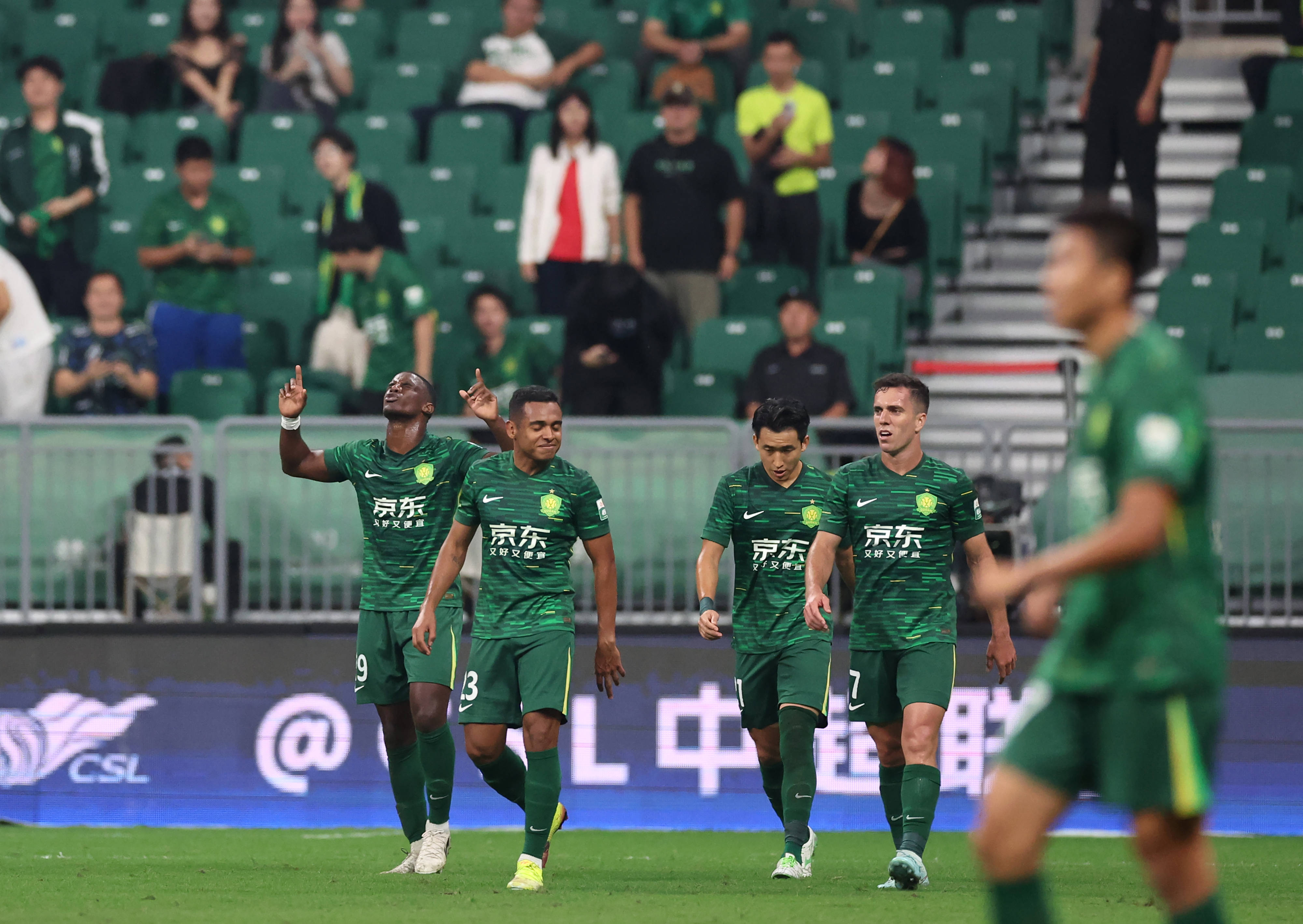 中超前瞻：海港客战英博打平即夺冠 海牛拿分就送梅州降级