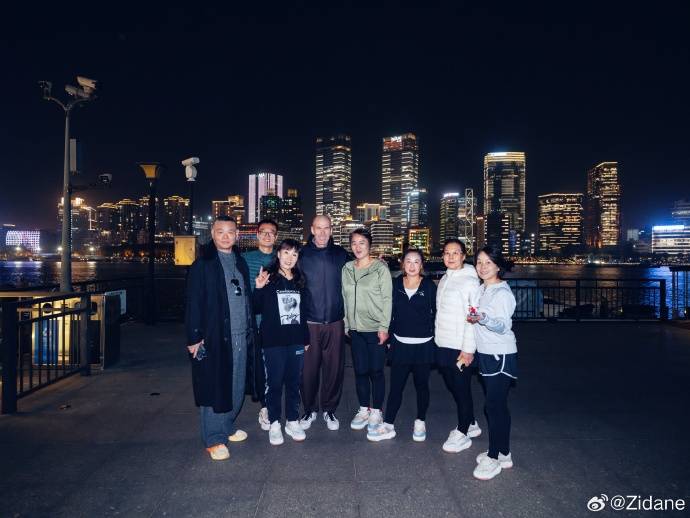 和中国民众较量脚上功夫！齐达内：神秘的东方游戏