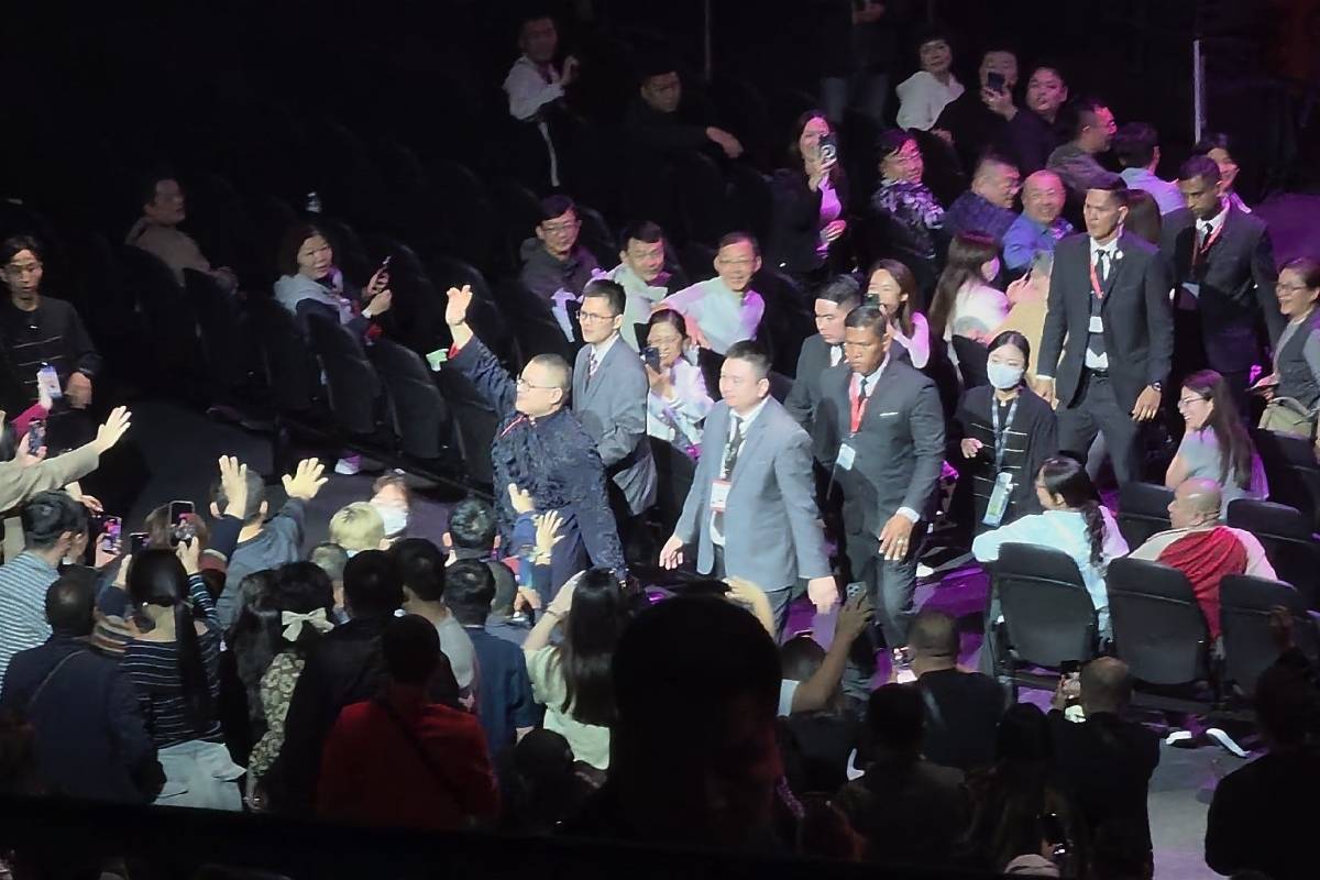 岳云鹏澳门商演陷争议,演出内容诚意满满,结果却褒贬不一