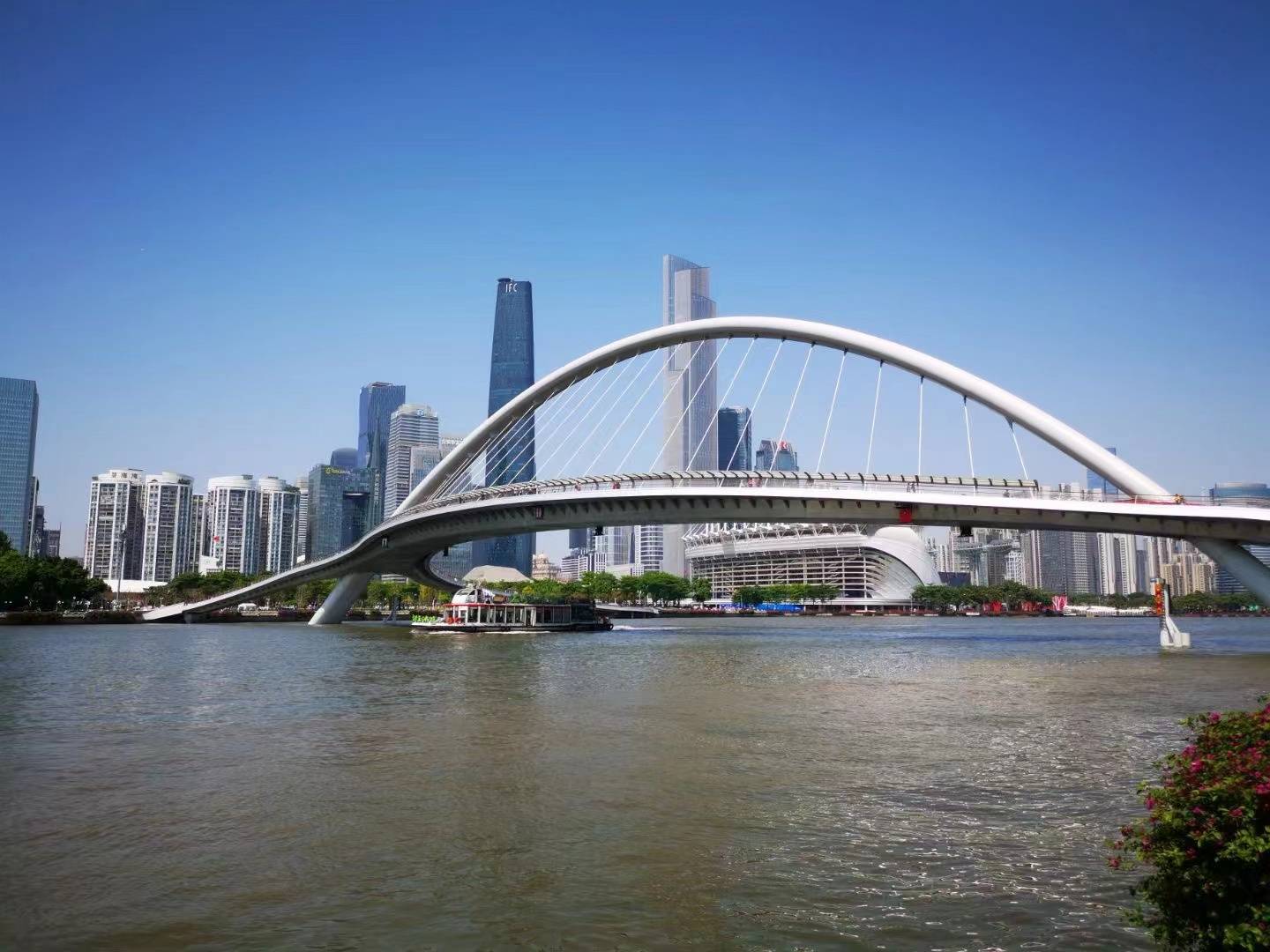 人民币汇率重返“6”时代，如何影响A股和房地产？