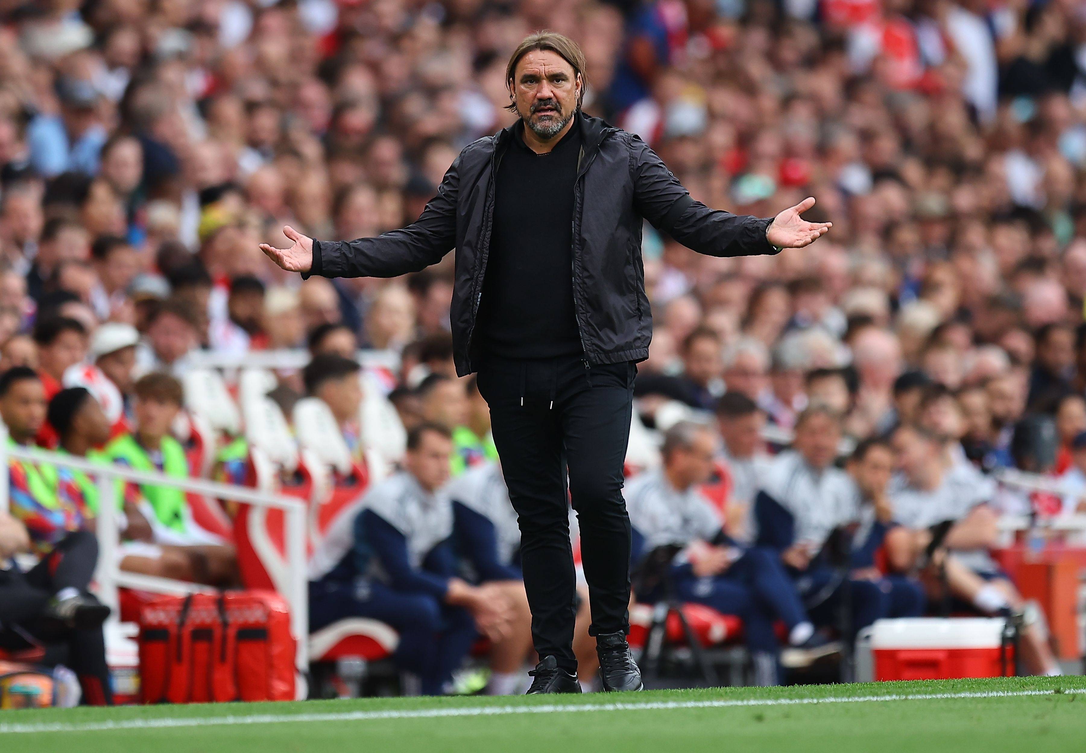 英超宿敌战前风云：法英格兰足球超级联赛尔克“吐槽”赛程阿莫林首迎大考