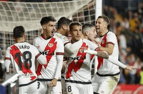 周三008 英超联赛免费高清直播+实时赛程+积分预测（2025赛季全覆盖）欧冠 勒沃库森VS比利亚雷亚尔：比分预测