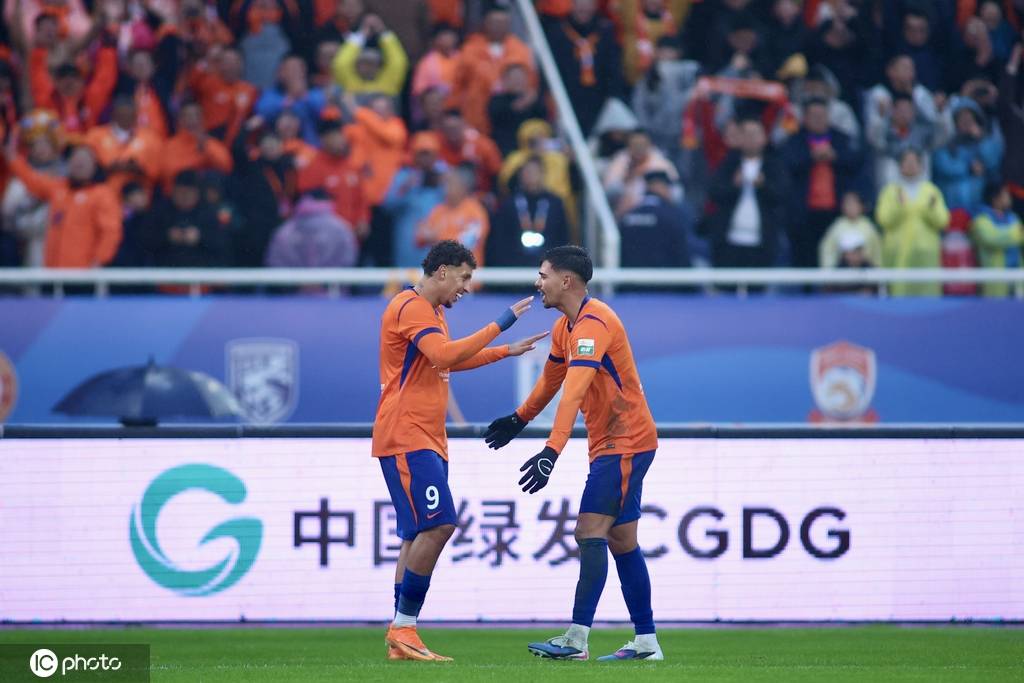 中超最佳阵容:武磊时隔302天再破门 泰山神锋入围