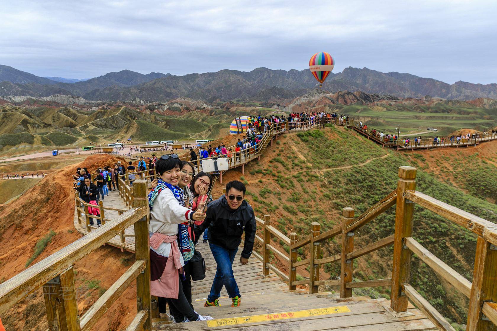 甘肃十佳旅行社，甘肃本地旅行社，网上旅行社报名流程