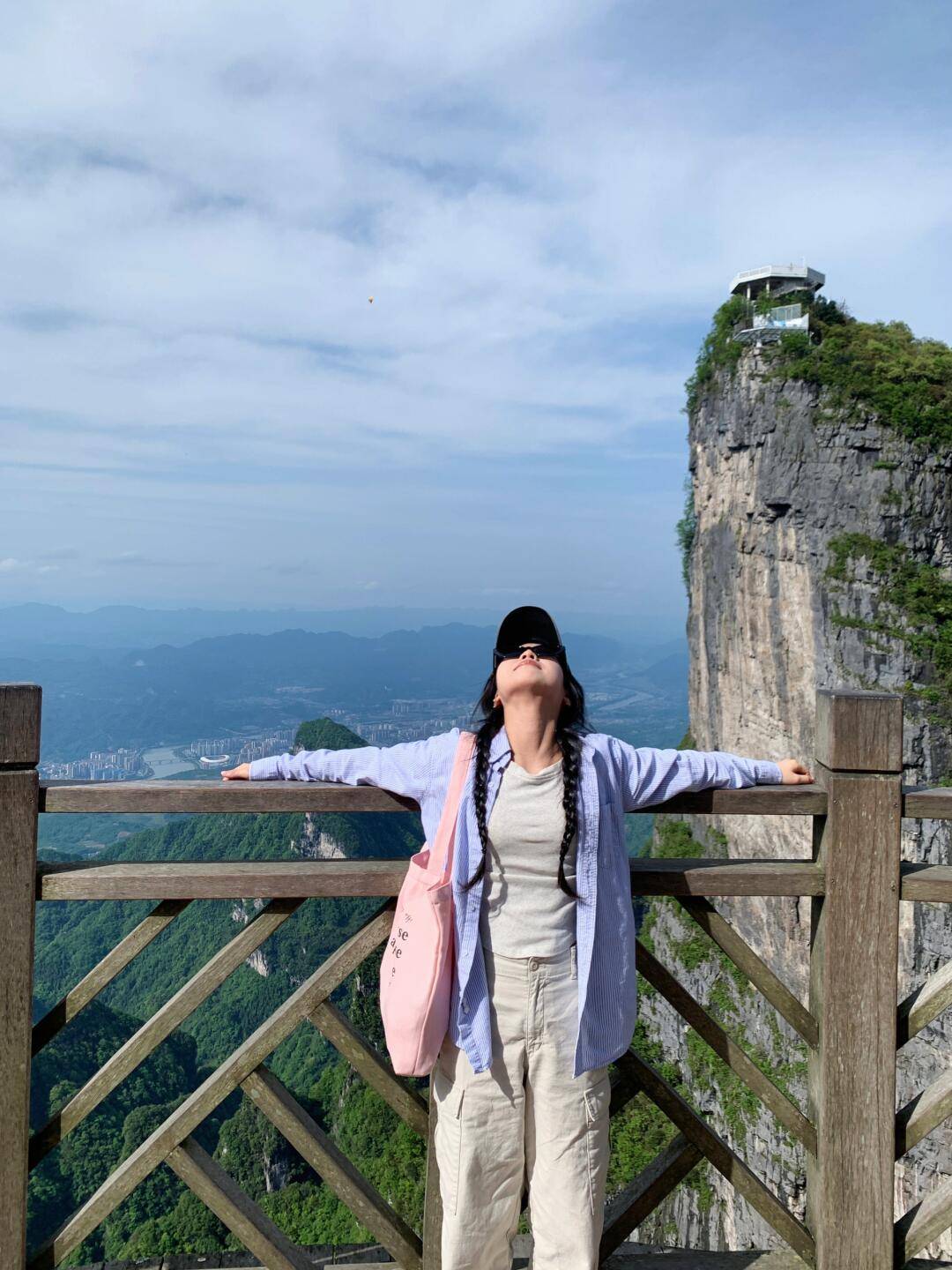 【OKX 哈希游戏】区块链加密游戏玩法教程，新手必看！张家界旅游一天够吗？一日游价值深度分析！