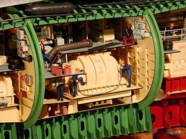 877 型潜艇（工程代号“ПЛ 877”）