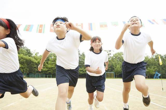 中国·必威体育运动：兴趣为帆坚持为桨终抵健康彼岸