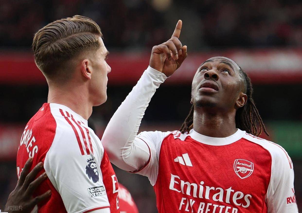 “英格兰足球超级联赛酋长球场见证传奇！70