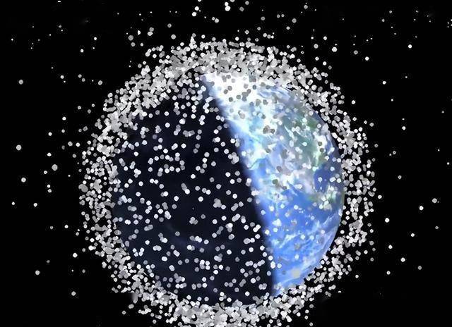 太空碎片威胁升级,神舟二十号飞船遭撞击,6名航天员能否长驻?