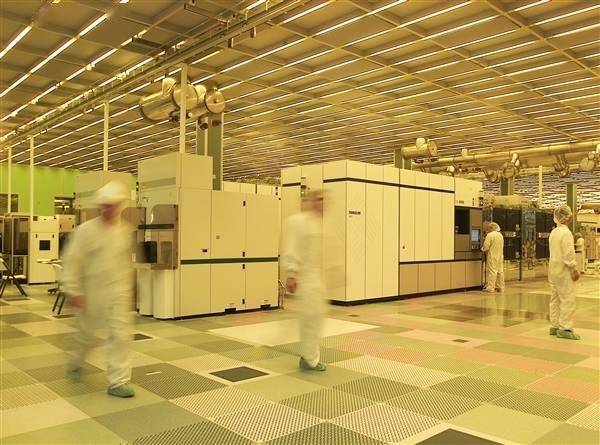 经济学家李迅雷：在我国房地产可被高科技替代纯粹无稽之谈