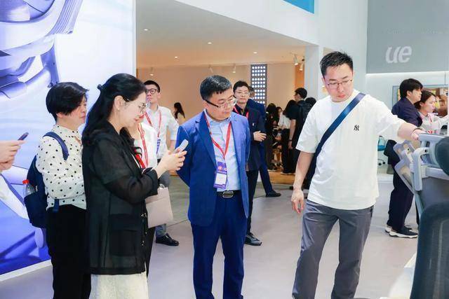 一年入40亿为中国人造“撑腰椅”CQ9电子县城企业做到全球销量第(图5)