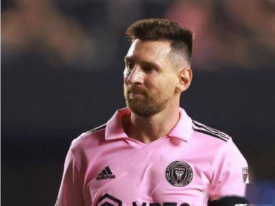 世界杯直播在线观看——高清足球直播平台推荐梅西正式登顶！他赢得了球王登峰造极已无需再争下去了