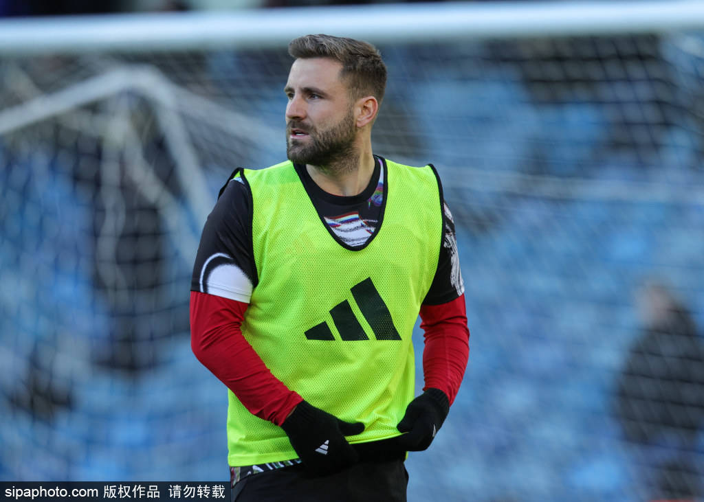 英超联赛免费高清直播+实时赛程+积分预测（2025赛季全覆盖）英超联赛：周末比赛的10个讨论要点