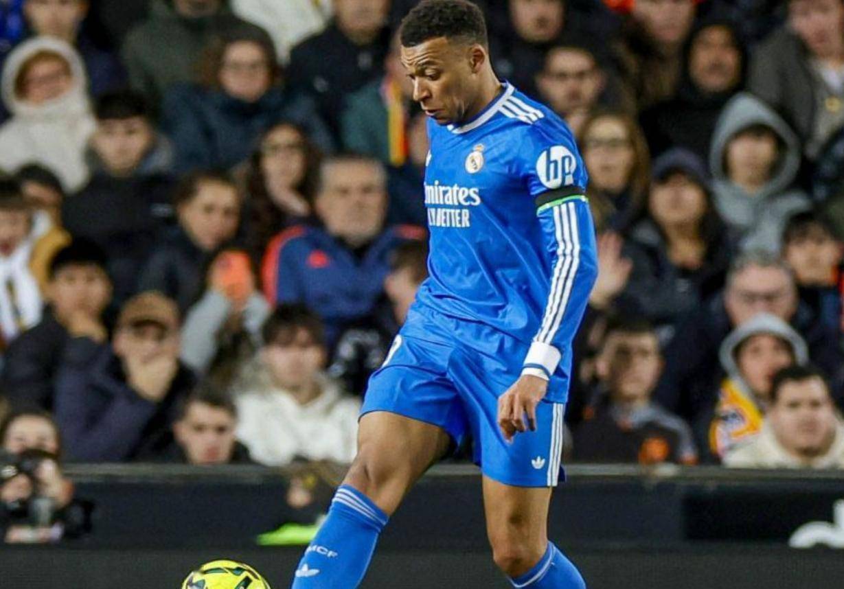 随着一场2-0皇马拒绝爆冷紧逼巴西班牙足