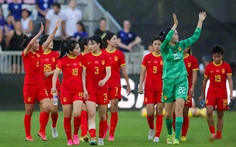 2-0完胜！0-世界杯直播在线观看——高