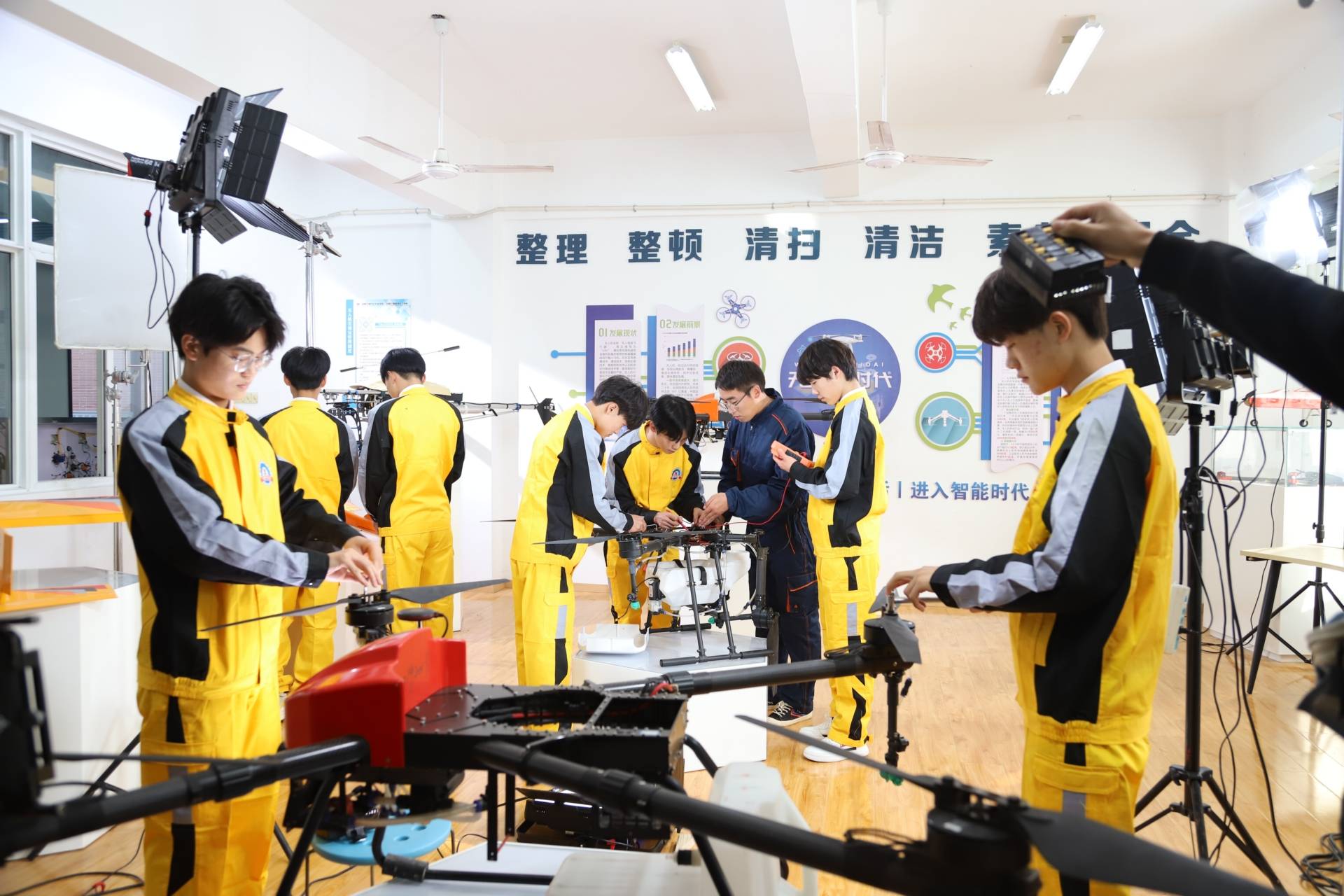 梳理口碑好的无人机培训机构培训需多少钱哪家更靠谱棋牌游戏- 