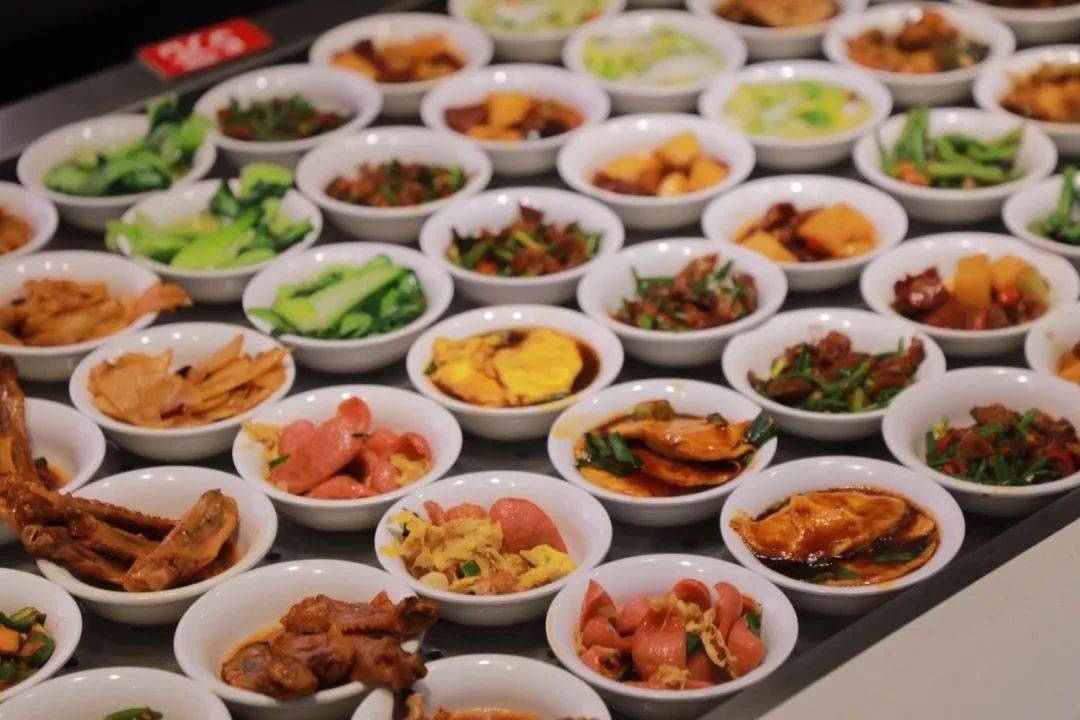 盘点中专学什么职业比较好考不上高中男女孩