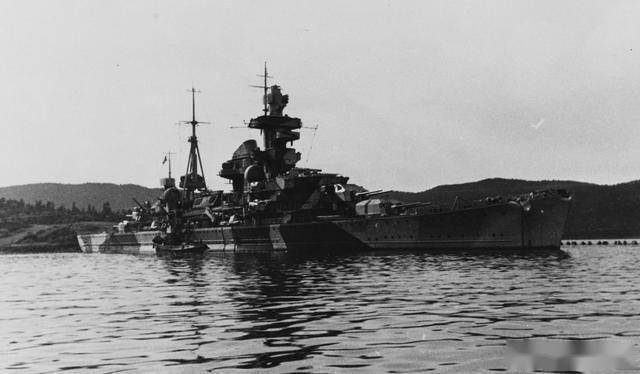 钢铁与狼群:德国重型舰艇与U型艇的远洋围猎