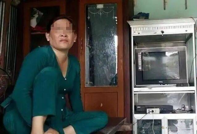 2017年越南一位大妈买彩票不料竟中了1