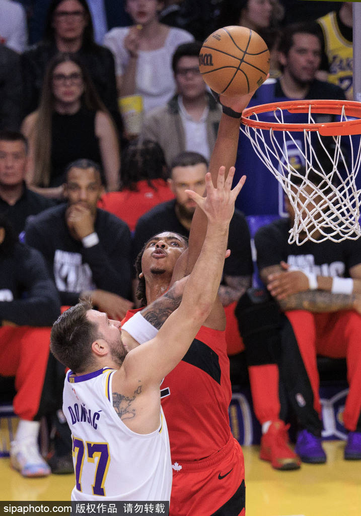 勒布朗-詹姆斯列入伤病名单，湖人阵容再受冲击