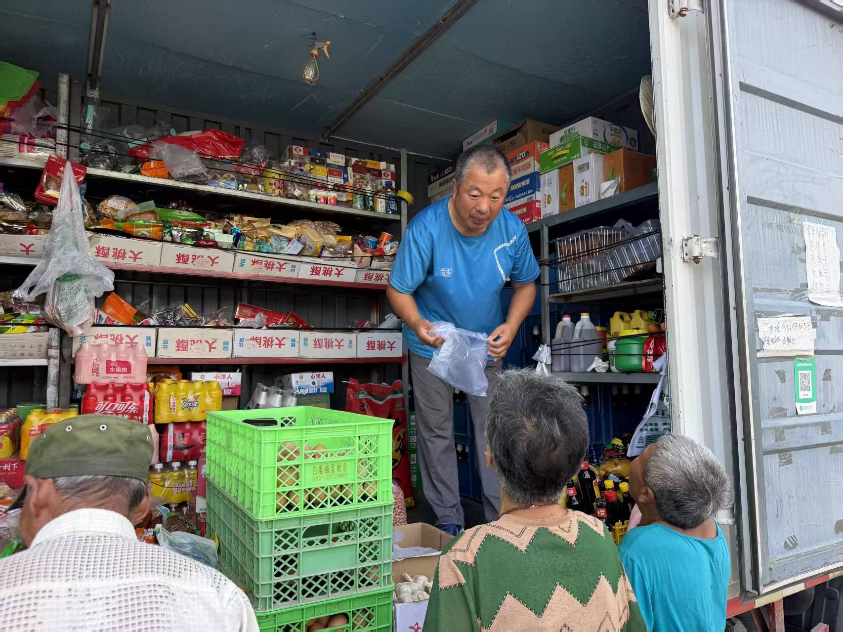 Beijing 12345 Hotline Modernizes Mega-City Governance