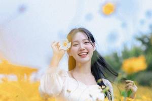 女子称使用巨子生物“可复美”后脸肿一年多 质