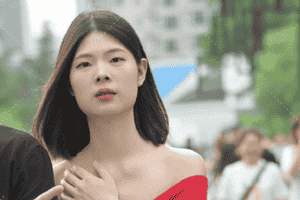 女子遇车祸昏迷入院 家属领轻松筹免费保险