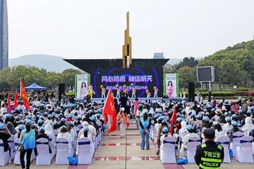 美图设计室AI发布：Agent工作流拆解任务 交付高转化物料