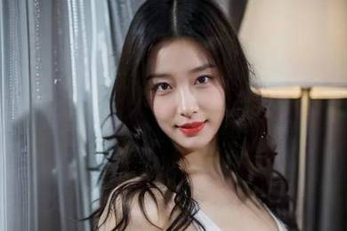 小红书被警告：媒体质疑其"频繁呈现