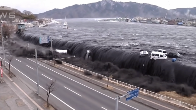 大地震后海底出线断崖，日本全岛会被逐渐拖入太平洋？ 