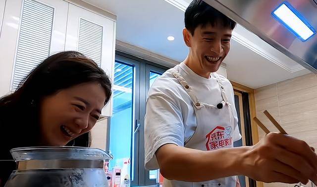 演员经超:娶二婚大8岁妻子,婚后吃4年软饭,如今成了模范老公!