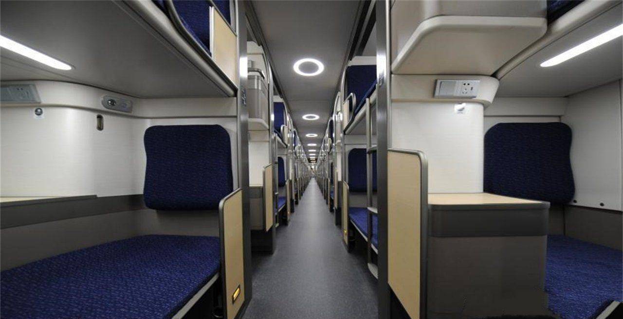 日本与中国的卧铺经过比较,原来差别这么大,你愿意尝试么?