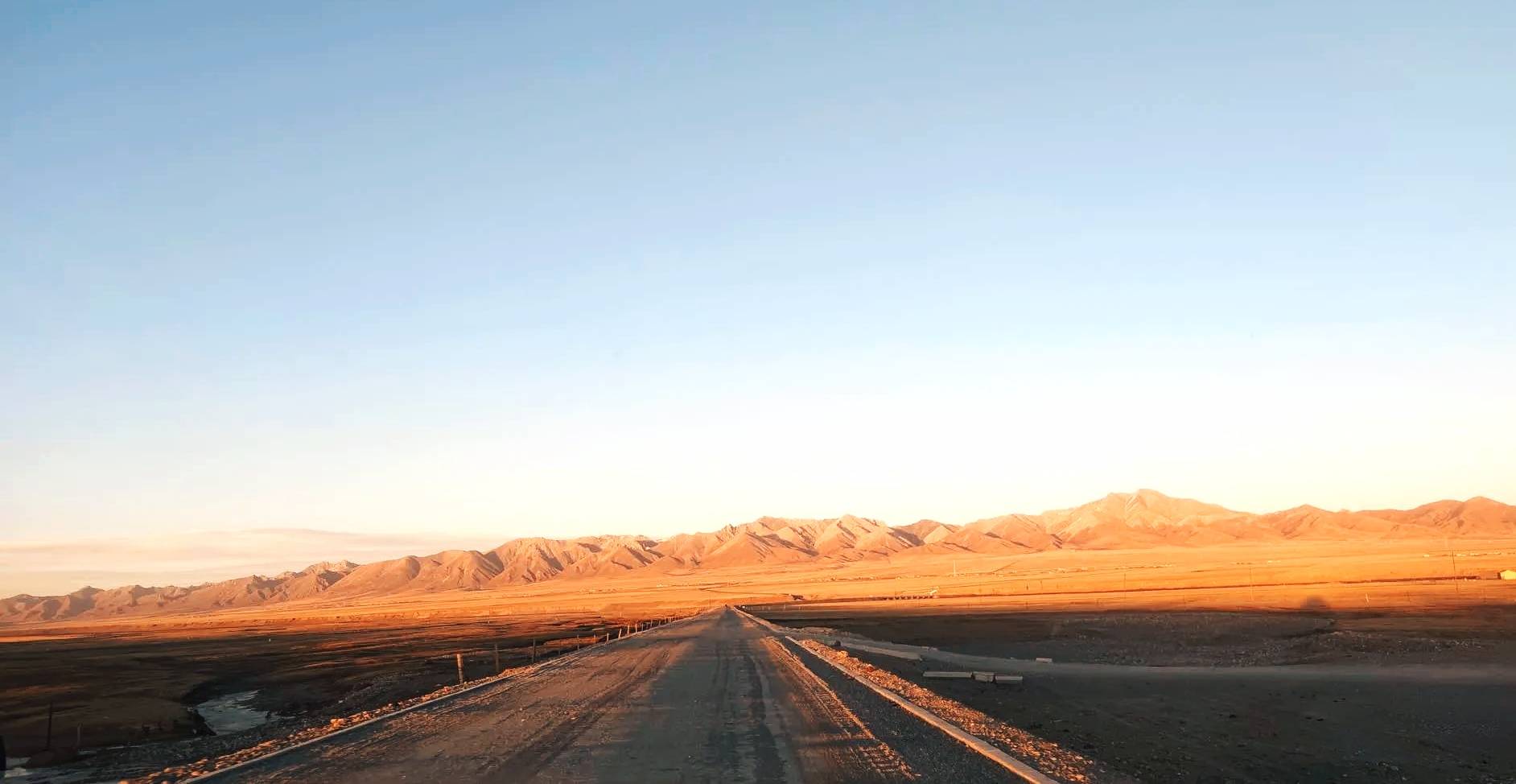 攀比无用,知足常乐:寻找内心的安稳和踏实_日子_生活_什么