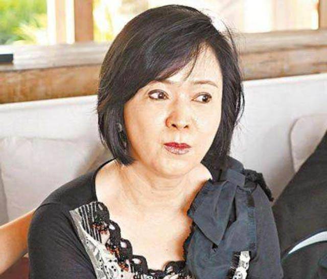 小龙女与侯佩岑:母亲对子女的教育真的可以决定一个人的未来_林月云